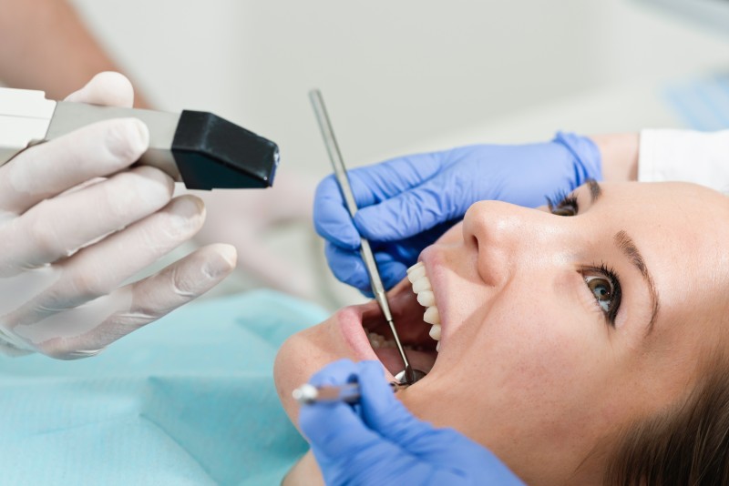 An Emergency Dentist in Chicago Can Provide You With a Solid Solution