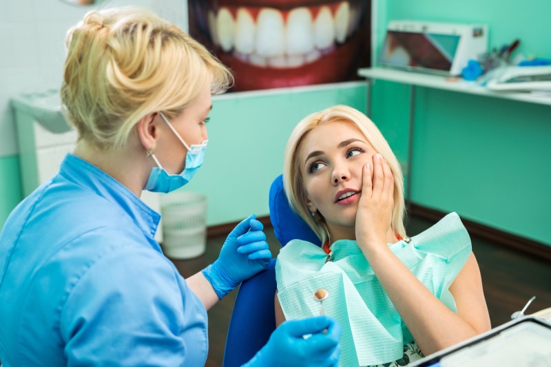 How a Cosmetic Dentist Can Beautify Your Smile